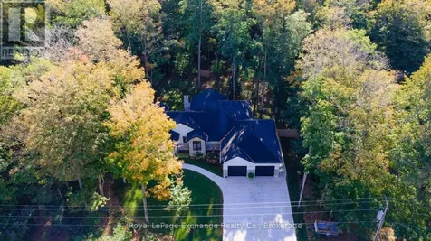 44 Blairs Trail North Huron-kinloss ON N2Z 0B3