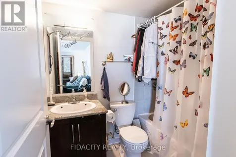 314 Central Park Drive Ottawa ON K2C 0R2