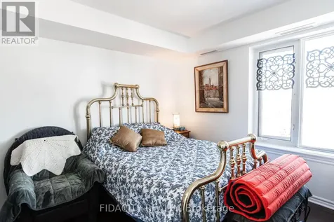 314 Central Park Drive Ottawa ON K2C 0R2