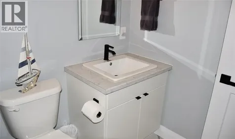207 Essex Street Sarnia ON N7T 0C2