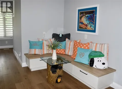 207 Essex Street Sarnia ON N7T 0C2