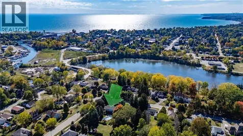 14 Prospect Street Port Dover ON N0A 1N6