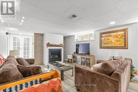 49 Dereham Drive Tillsonburg ON N4G 2B1