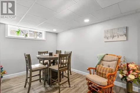 49 Dereham Drive Tillsonburg ON N4G 2B1