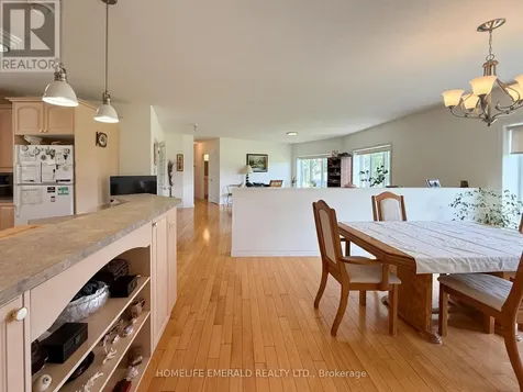 3175 3/4 Corners Clearview ON L0M 1N0
