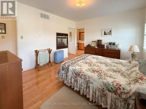 3175 3/4 Corners Clearview ON L0M 1N0
