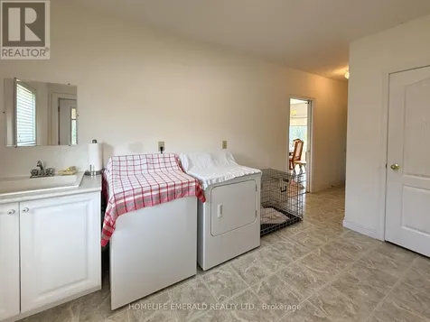 3175 3/4 Corners Clearview ON L0M 1N0