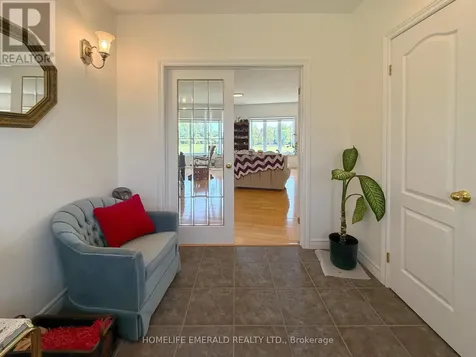 3175 3/4 Corners Clearview ON L0M 1N0