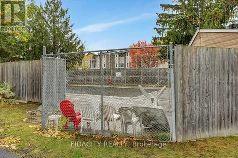 159 Salter Crescent Ottawa ON K2K 1Y8