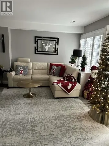 15 28th Street North Wasaga Beach ON L9Z 2E3