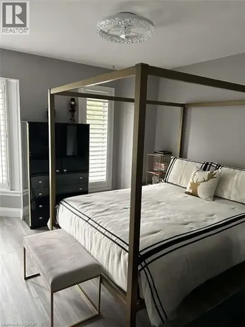 15 28th Street North Wasaga Beach ON L9Z 2E3