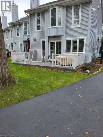 15 28th Street North Wasaga Beach ON L9Z 2E3