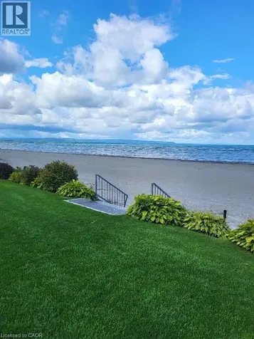 15 28th Street North Wasaga Beach ON L9Z 2E3