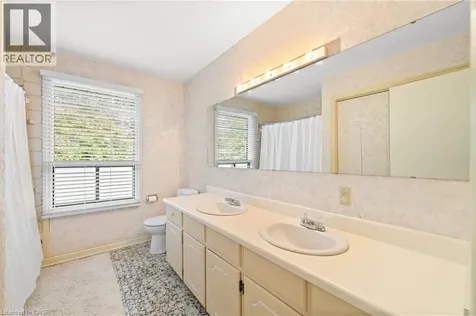 20 Arkendo Drive Oakville ON L6J 5T9
