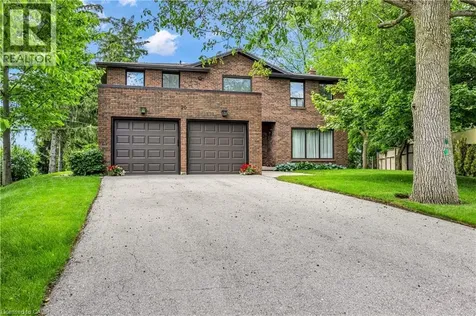 20 Arkendo Drive Oakville ON L6J 5T9