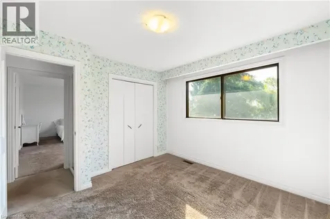 20 Arkendo Drive Oakville ON L6J 5T9