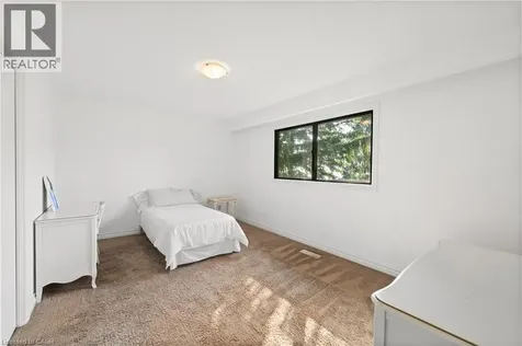 20 Arkendo Drive Oakville ON L6J 5T9