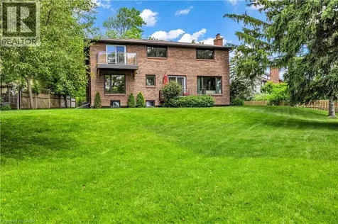 20 Arkendo Drive Oakville ON L6J 5T9