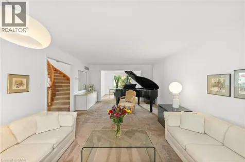 20 Arkendo Drive Oakville ON L6J 5T9