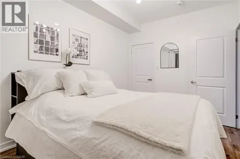 101 Shoreview Place Stoney Creek ON L8E 0K2