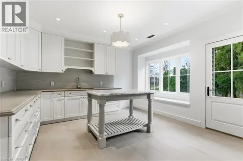 3320 Guelph Line Burlington ON L7P 0S7