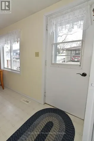 9385 Ipperwash Road Lambton Shores ON N0N 1J3