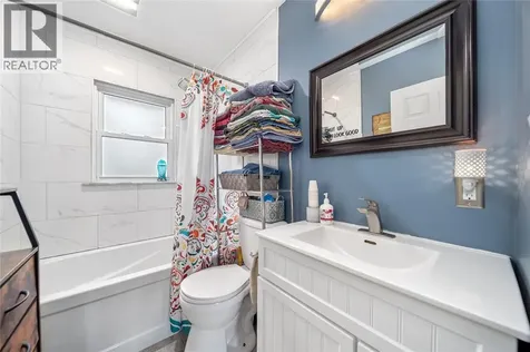 19 Broadway Street Lambton Shores ON N0N 1J0