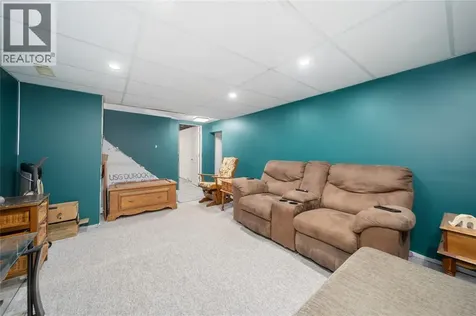 19 Broadway Street Lambton Shores ON N0N 1J0
