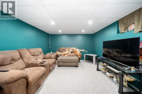 19 Broadway Street Lambton Shores ON N0N 1J0