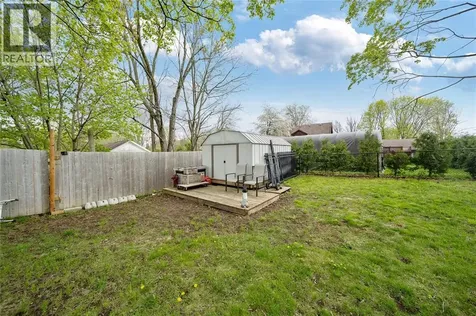 19 Broadway Street Lambton Shores ON N0N 1J0