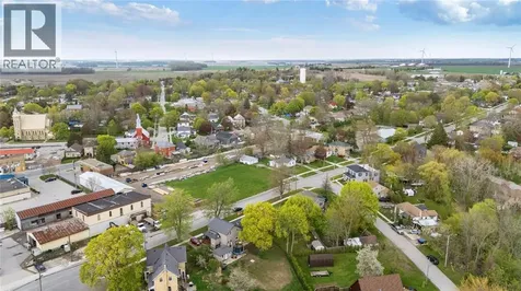 19 Broadway Street Lambton Shores ON N0N 1J0