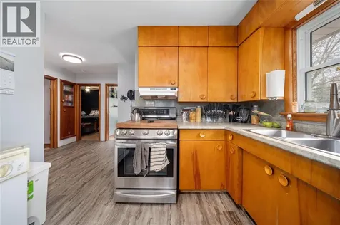 19 Broadway Street Lambton Shores ON N0N 1J0