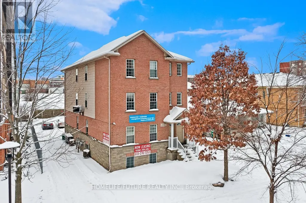 327 Spruce Street Waterloo ON N2L 3M6