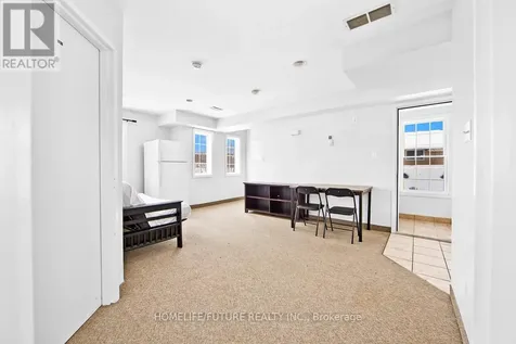 327 Spruce Street Waterloo ON N2L 3M6