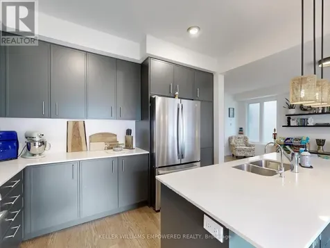 28 Gemini Drive Barrie ON L9J 0P6