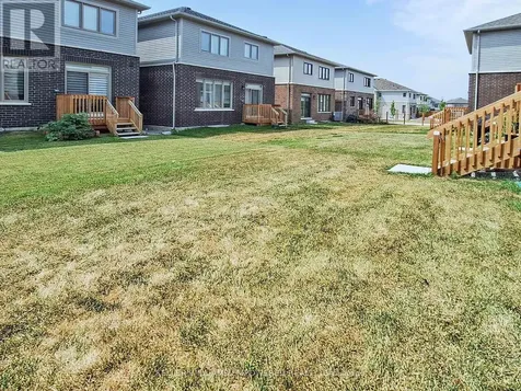 28 Gemini Drive Barrie ON L9J 0P6