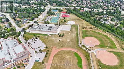 28 Gemini Drive Barrie ON L9J 0P6