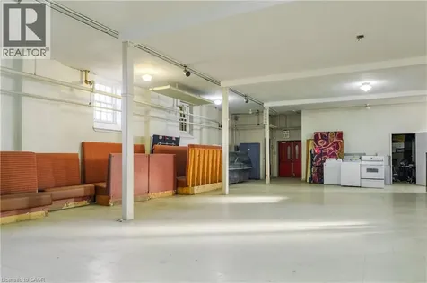 1401 King Street East Hamilton ON L8M 3M1