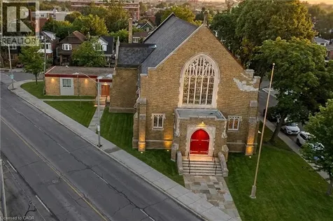 1401 King Street East Hamilton ON L8M 3M1