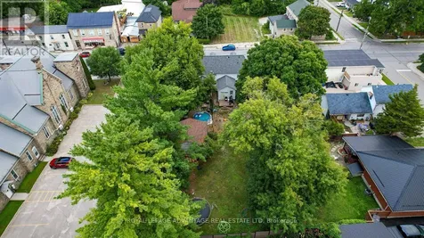 150-152 Gore Street East Perth ON K7H 1J7
