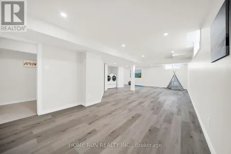 531 Bretby Crescent Ottawa ON K2J 5P9