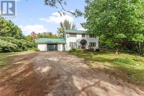 1095 Mountainview Drive Laurentian Valley ON K8A 8E3