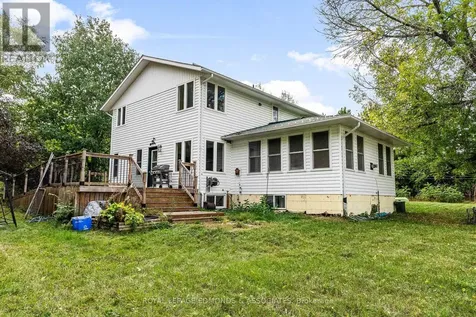 1095 Mountainview Drive Laurentian Valley ON K8A 8E3