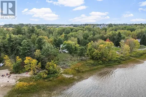 1095 Mountainview Drive Laurentian Valley ON K8A 8E3