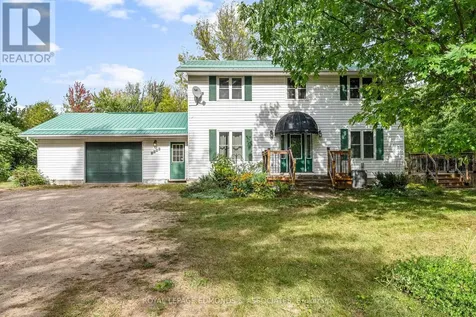 1095 Mountainview Drive Laurentian Valley ON K8A 8E3