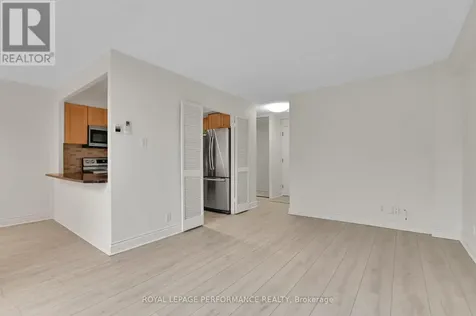 515 St Laurent Boulevard Ottawa ON K1K 3X5