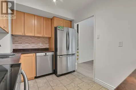 515 St Laurent Boulevard Ottawa ON K1K 3X5