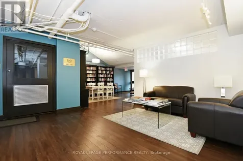 515 St Laurent Boulevard Ottawa ON K1K 3X5