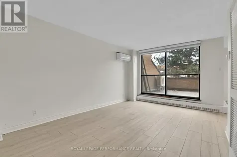 515 St Laurent Boulevard Ottawa ON K1K 3X5