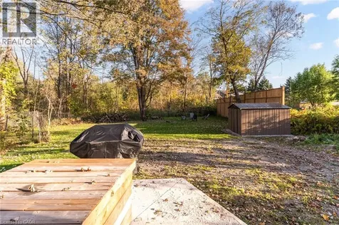 8 Mountsberg Road Hamilton ON L0P 1B0